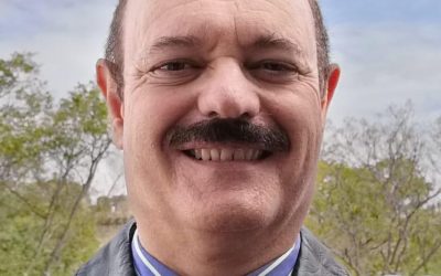 DIEZ  AÑOS  PARA  ENCONTRAR  ÍTACA
